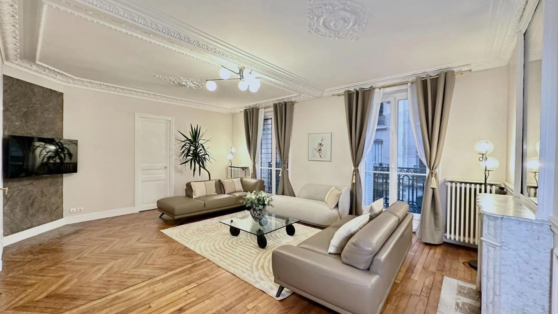 Luxurious Home In Le Marais Paris Fransa