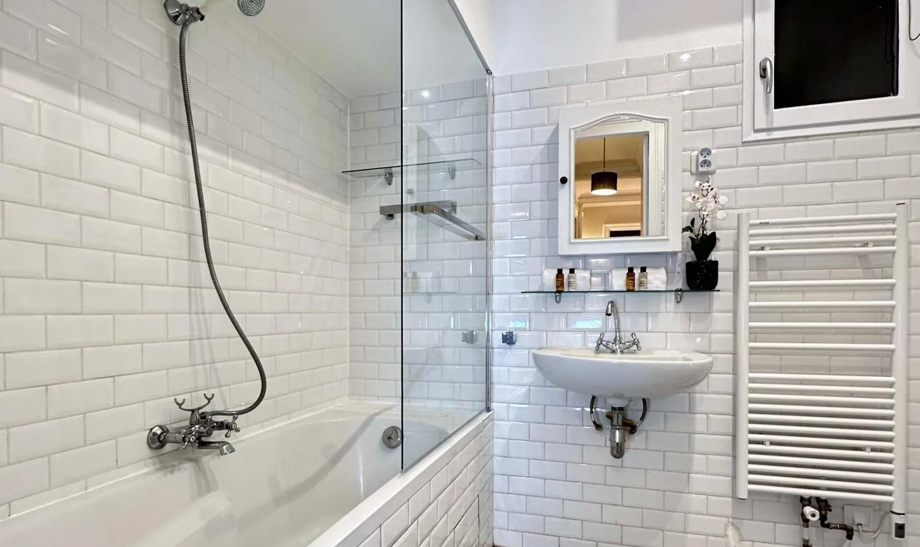 Luxurious Home In Le Marais Paris 0*,